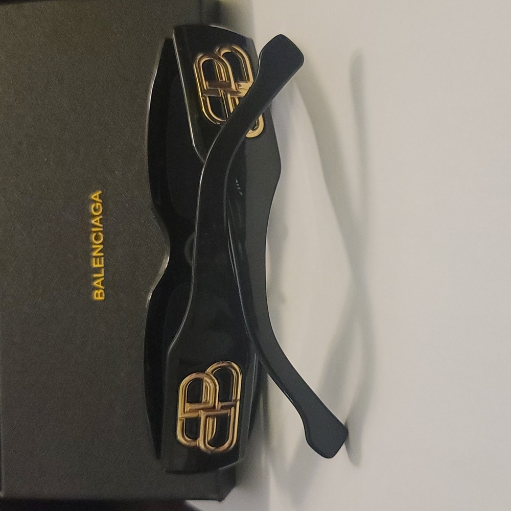 📂 BALENCIAGA BLACK SUNGLASSES SUNNIES WITH CASE & OUTER BOX - Picture 2 of 4